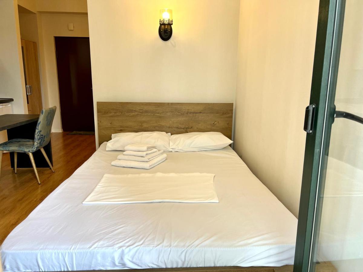 Hotel Sky Room Tbilisi Bagian luar foto